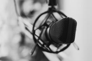 Dynamique ou statique, choisir son microphone pour enregistrer sa voix chez soi